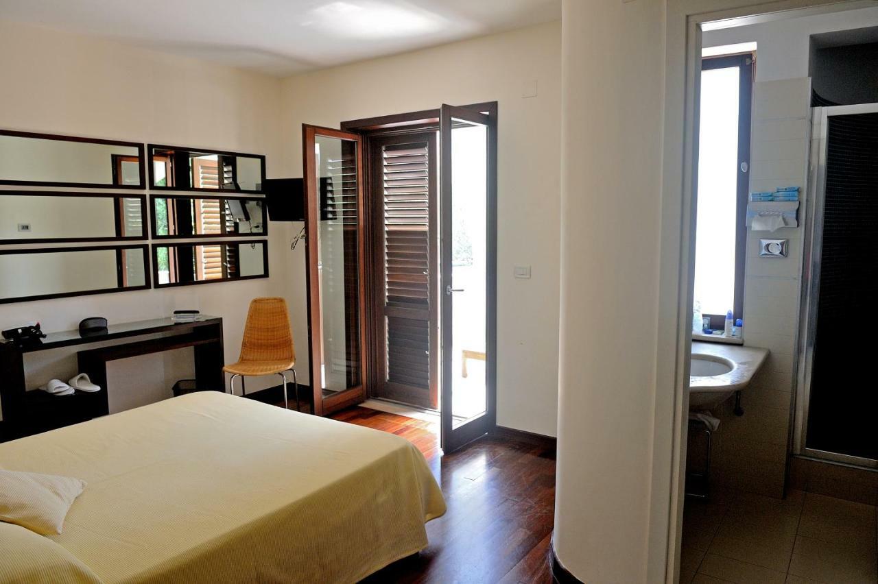 Hotel Le Piane Вилламмаре Экстерьер фото