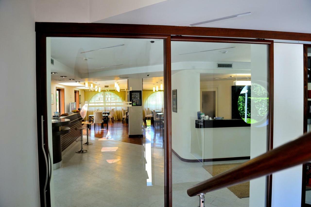 Hotel Le Piane Вилламмаре Экстерьер фото