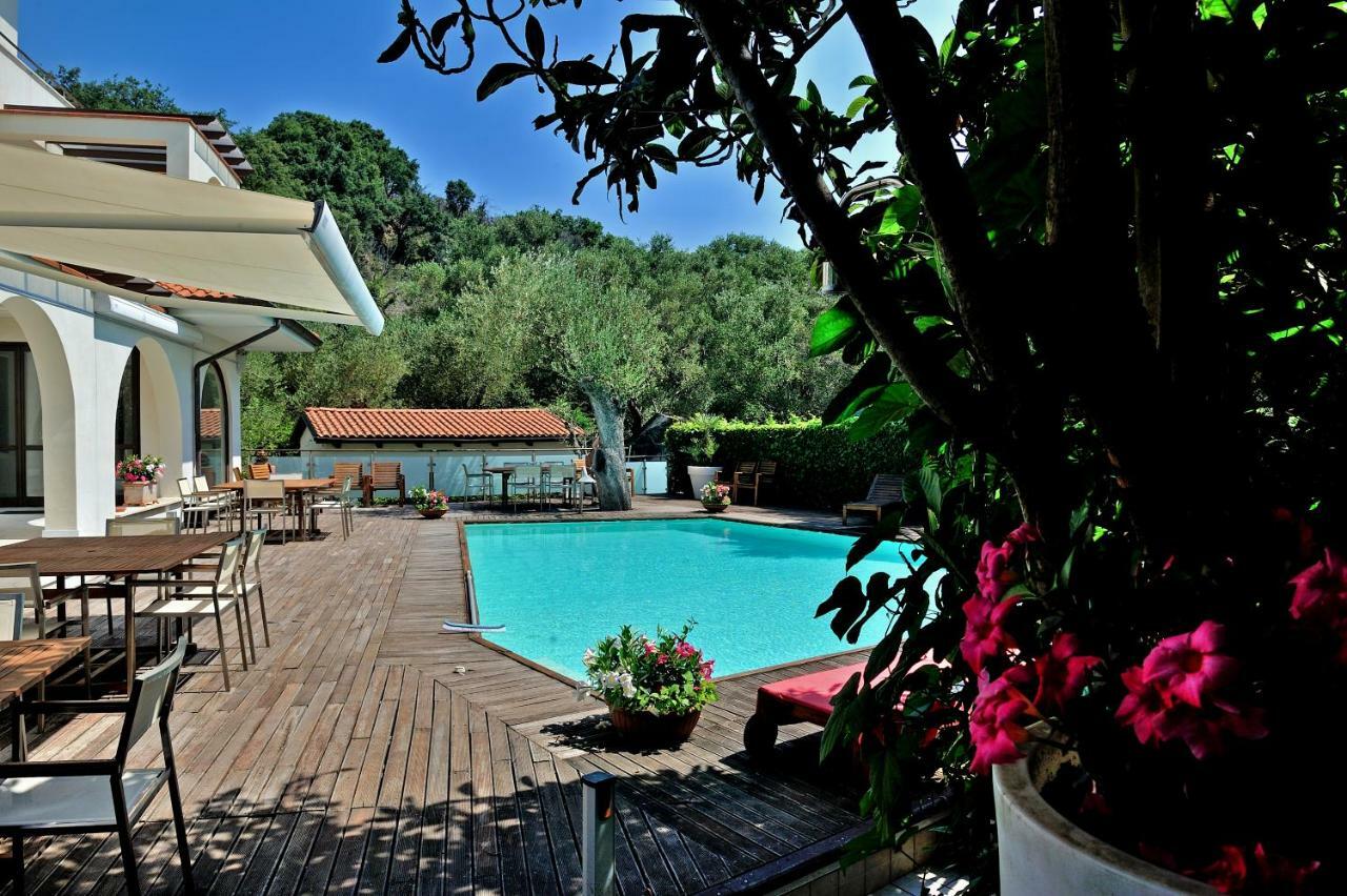 Hotel Le Piane Вилламмаре Экстерьер фото